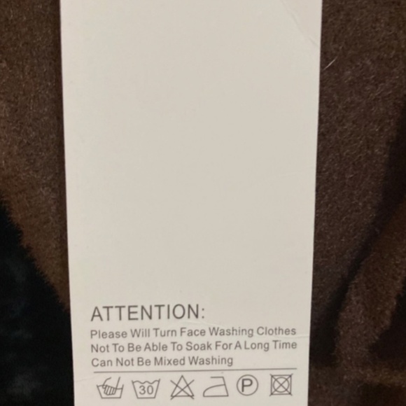 Wool blazer brown button frontstylish and watm - Picture 4 of 6